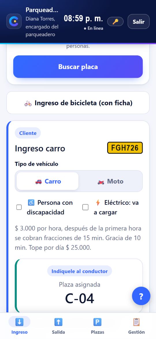 Ingreso del carro FGH726 con la tarifa visible y la plaza asignada C-04